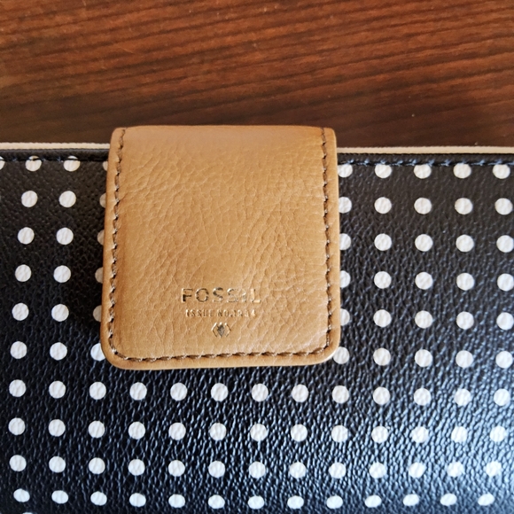 Fossil wallet - Picture 3 of 4
